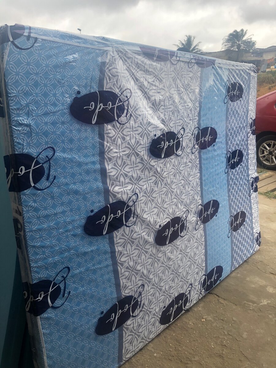 Matelas ordinaire épaisseur 10