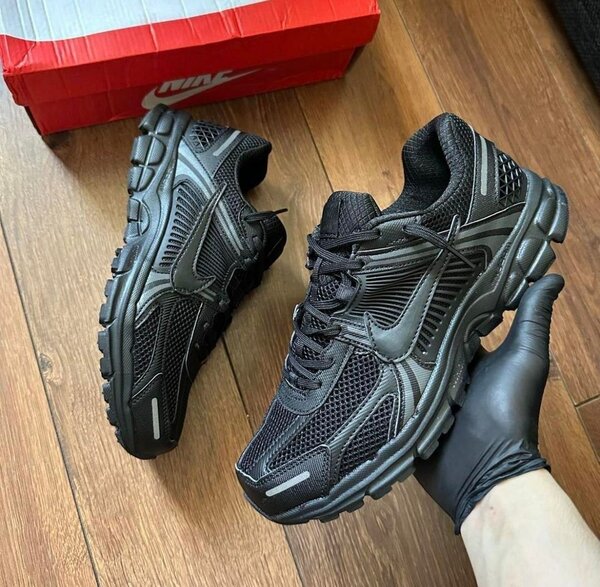 Chaussures Nike vomero 5