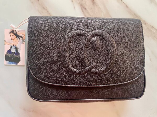 Sac à main en cuir bleu élégant