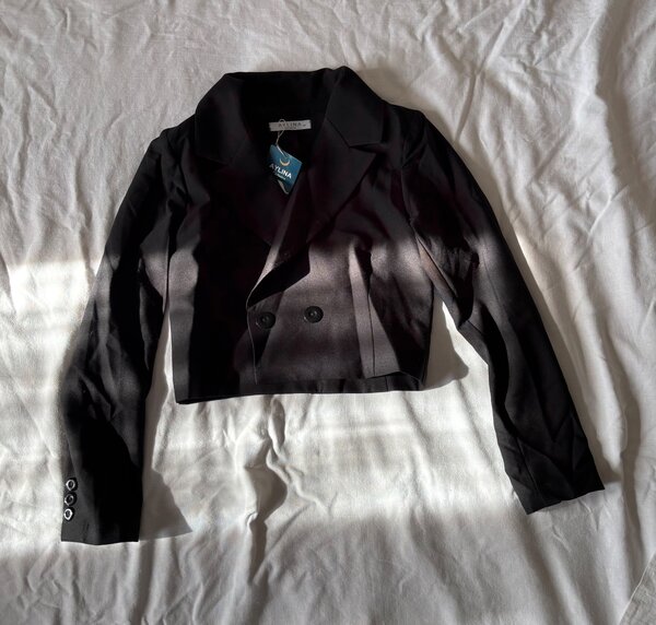 Костюм-двойка укороченный пиджак и брюки