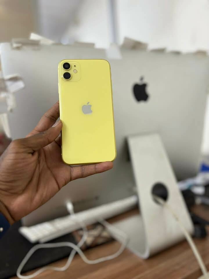 iPhone 11 Jaune 64 Go