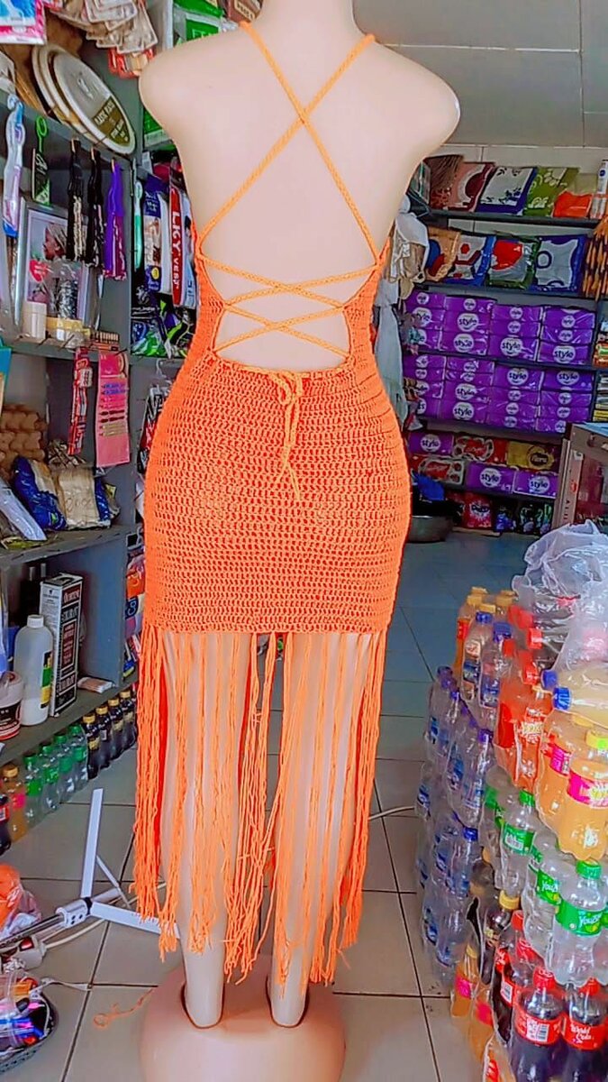 Robe Crochet Orange Dos Nu