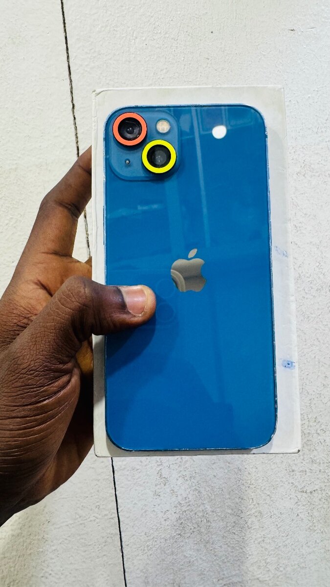 iPhone 13 128giga avec ID