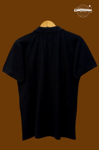 Polo noir élégant homme