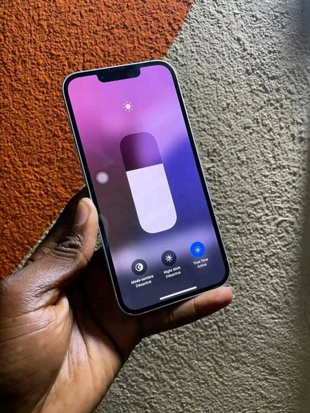 iPhone moderne et élégant