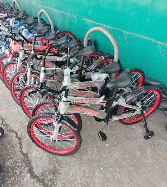 Vélo Enfant avec Roulettes
