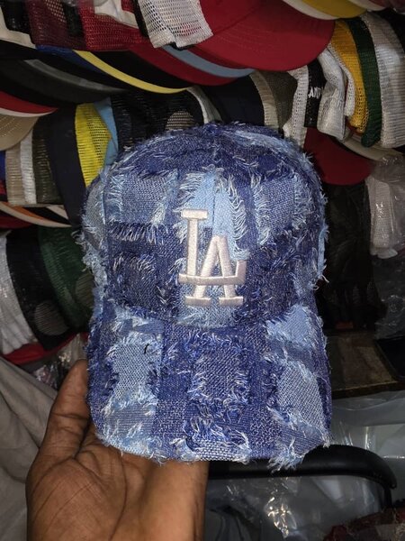 Casquette en jean patchwork