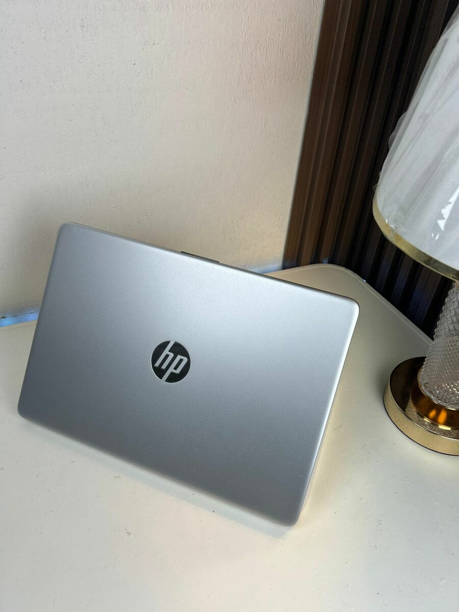 HP  LAPTOP GAMING RYZEN 5 PROFESSIONNEL