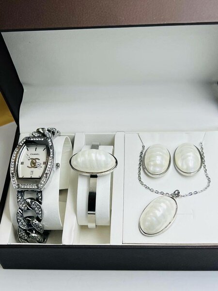 Ensemble Bijoux Montre Femme