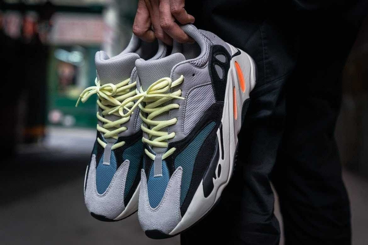 YEEZY 7000