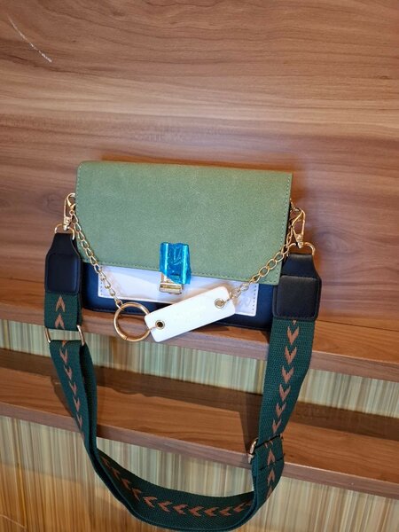 Sac à bandoulière élégant