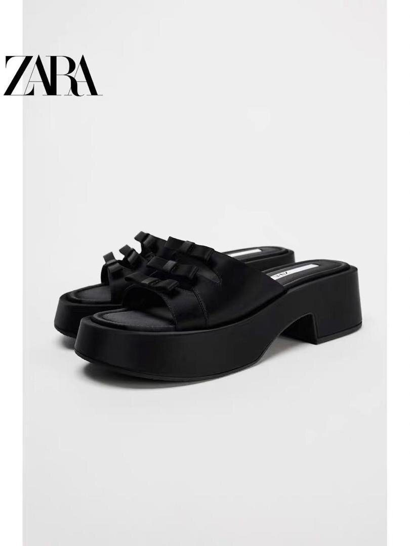 Sandales plates-formes noires