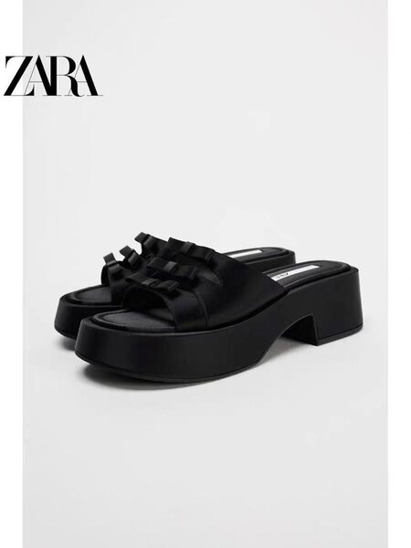 Sandales plates-formes noires