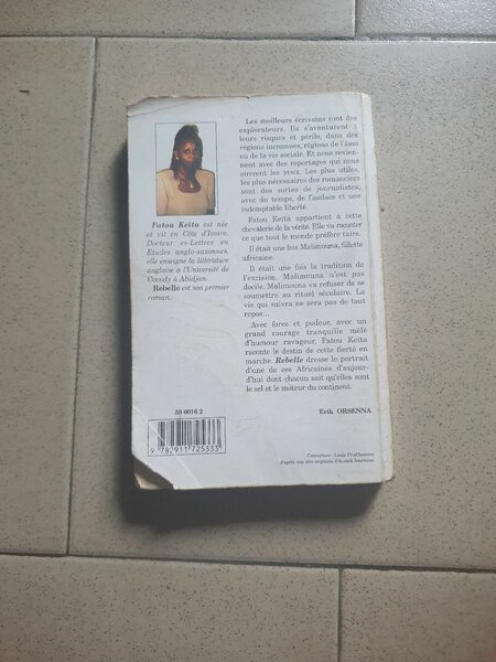 Livre "Rebelle" de Fatou Keïta