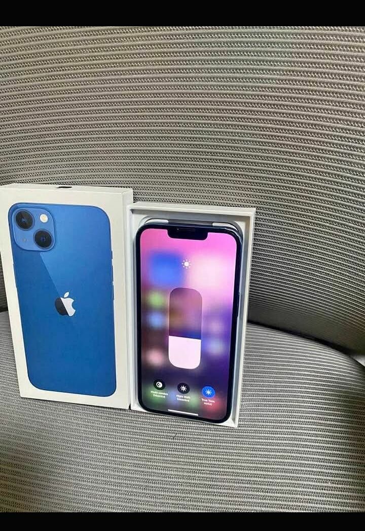 iPhone 13 Bleu Neuf