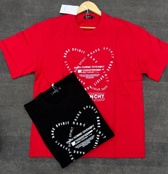 T-shirt givenchy