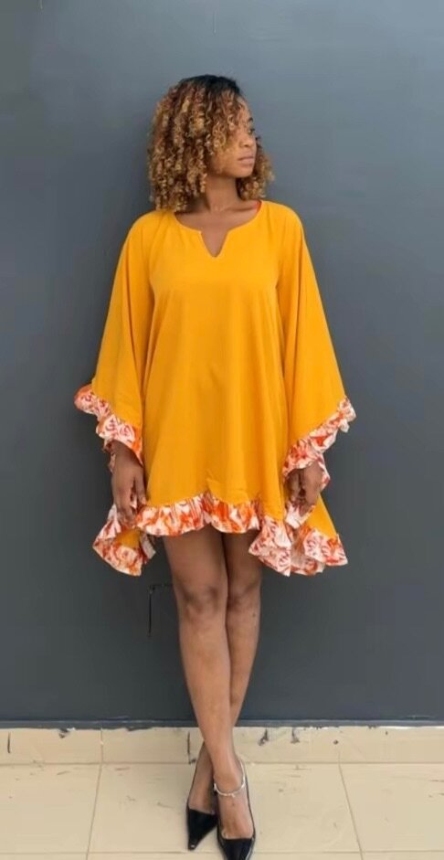 Robe bohème jaune à volants