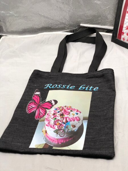 Customized tote bags