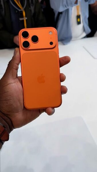 iPhone 17 Pro, Orange, 256GB
