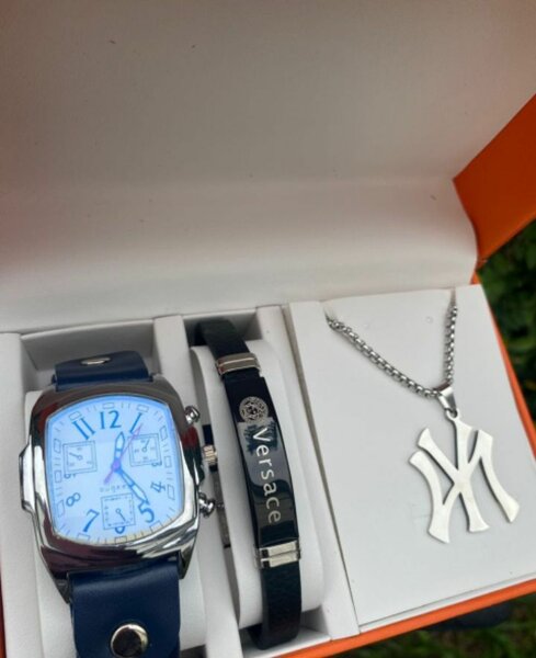 Montre Versace homme avec bracelet et collier NY