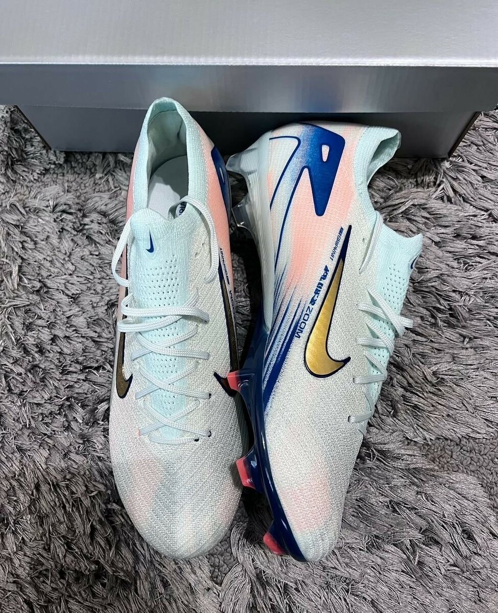 Crampon Nike