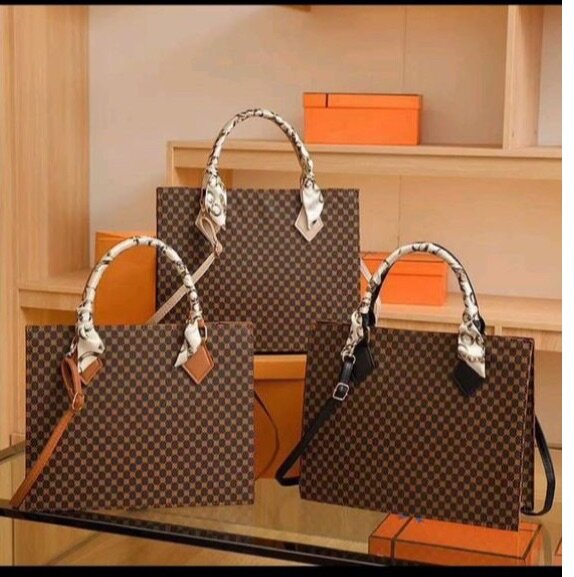 Élégant Sac à Main en Cuir