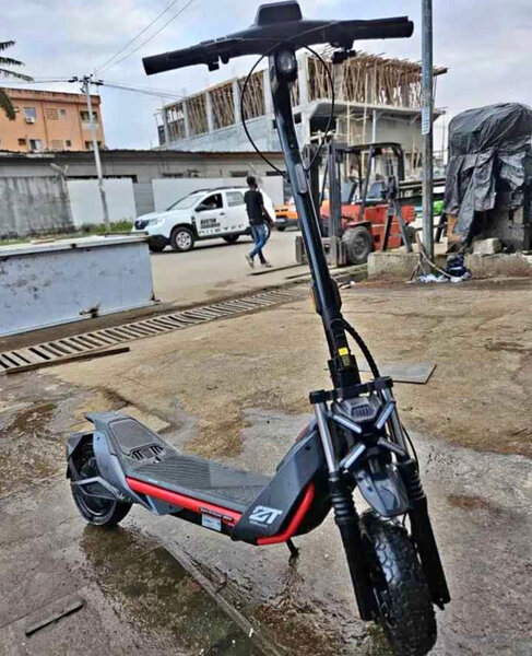 Trottinette électrique tout-terrain