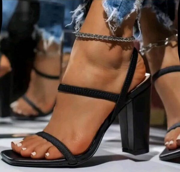 Sandales à talons élégantes