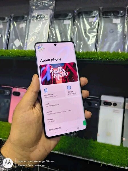 Motorola Edge 50 Neo Violet