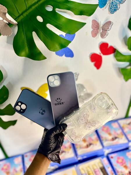 Étui iPhone en silicone avec motifs