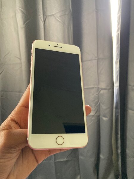 iPhone 7+