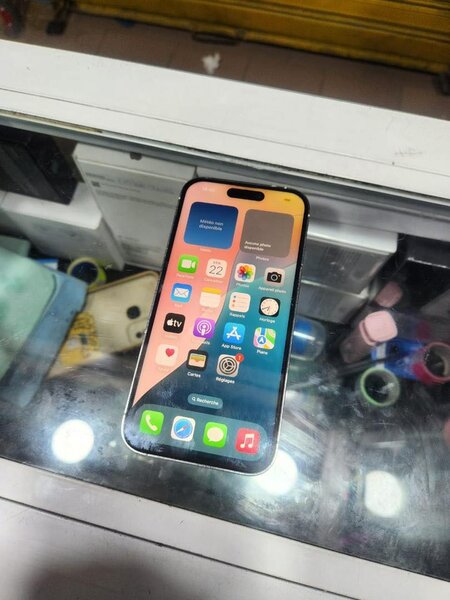 iPhone 14 pro 128giga sans ID