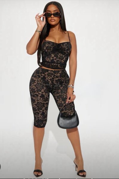 Ensemble DALI en dentelle noir