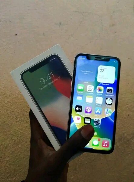 iPhone avec boîte originale