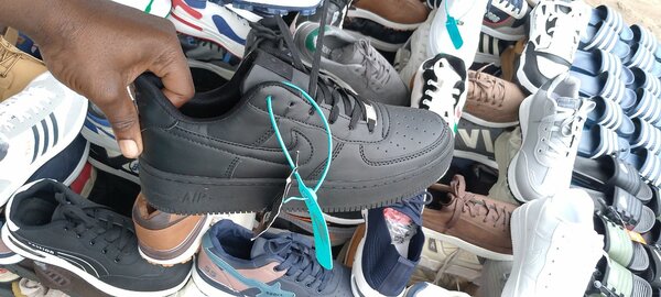 Baskets Homme Confortables