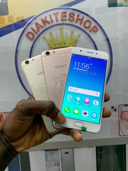 PROMO OPPO A57 (QUASI NEUF )