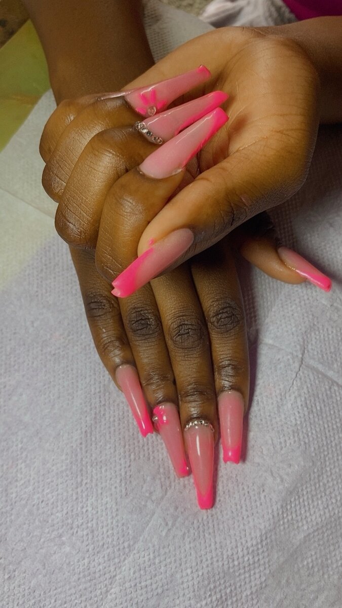 Poly gel nails