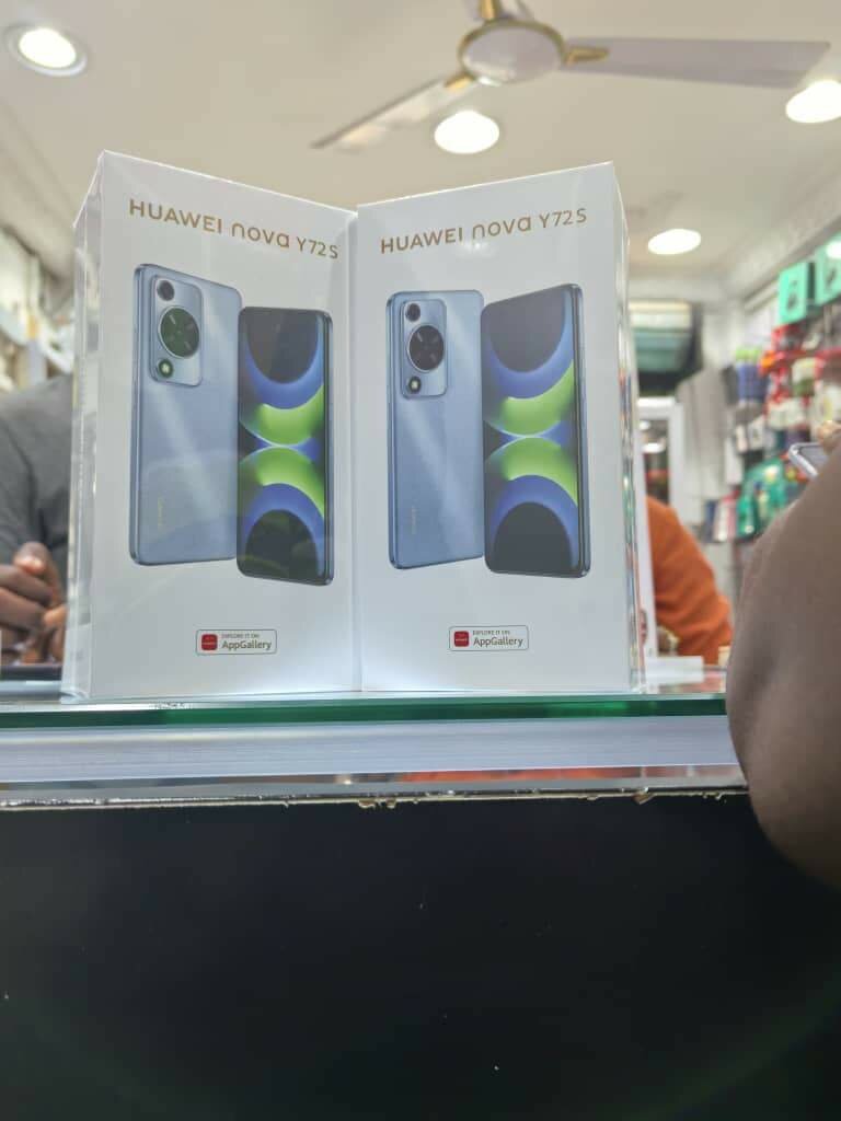 Huawei Nova Y72s