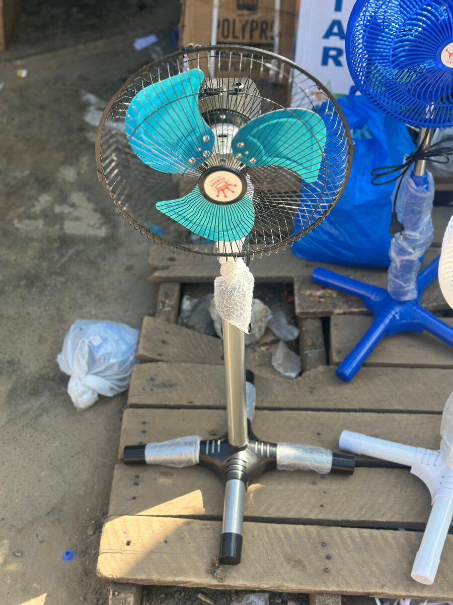 Ventilateur kirikou blanc