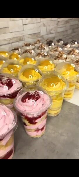 Coupes de dessert aux fruits