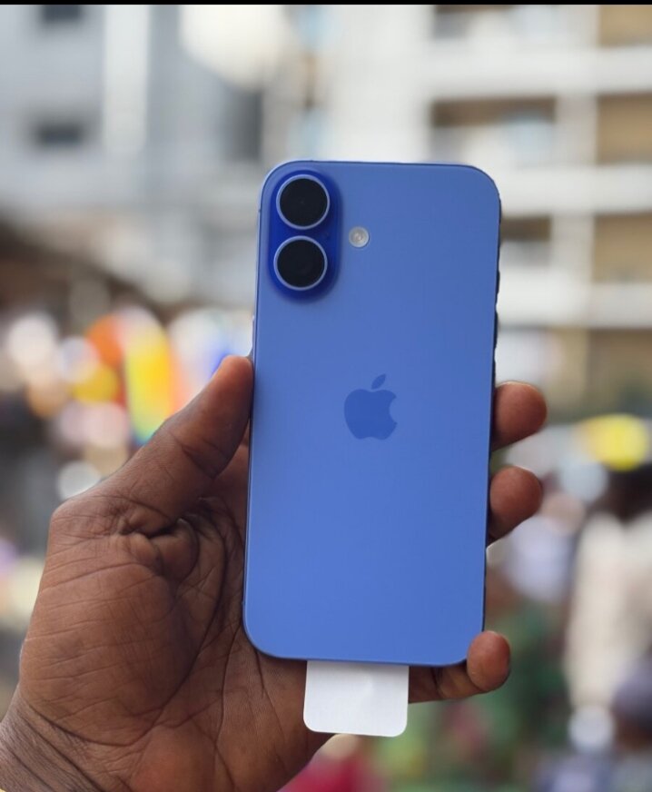 iPhone Bleu Brillant