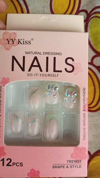 Ongles Faux YY Kiss DIY