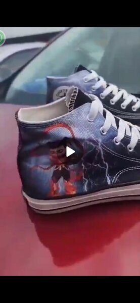 Baskets montantes imprimées héros