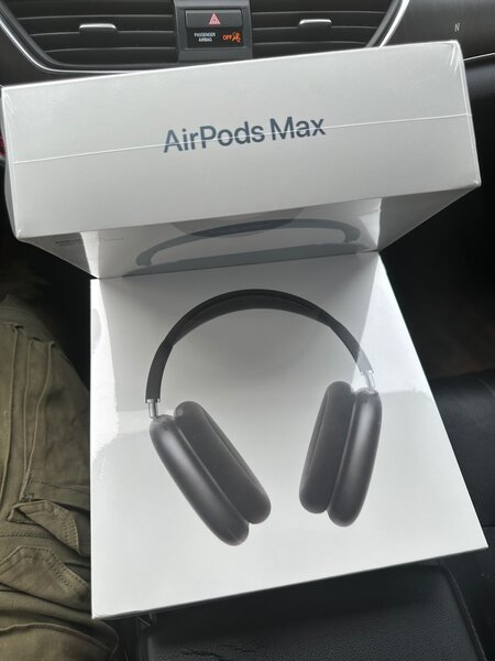 Apple AirPods Pro max