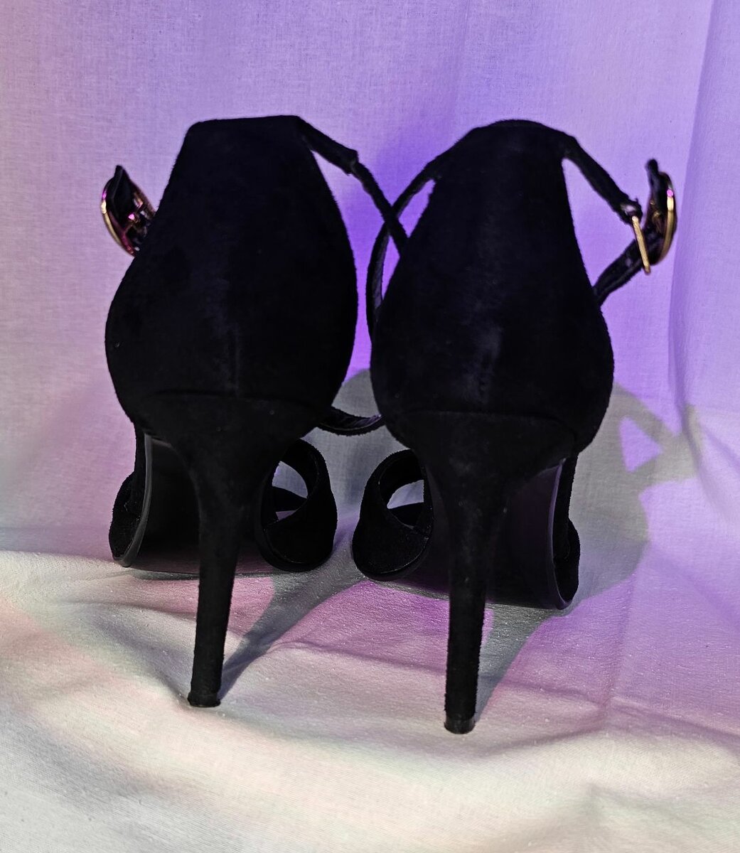 Босоножки состояние хорошее