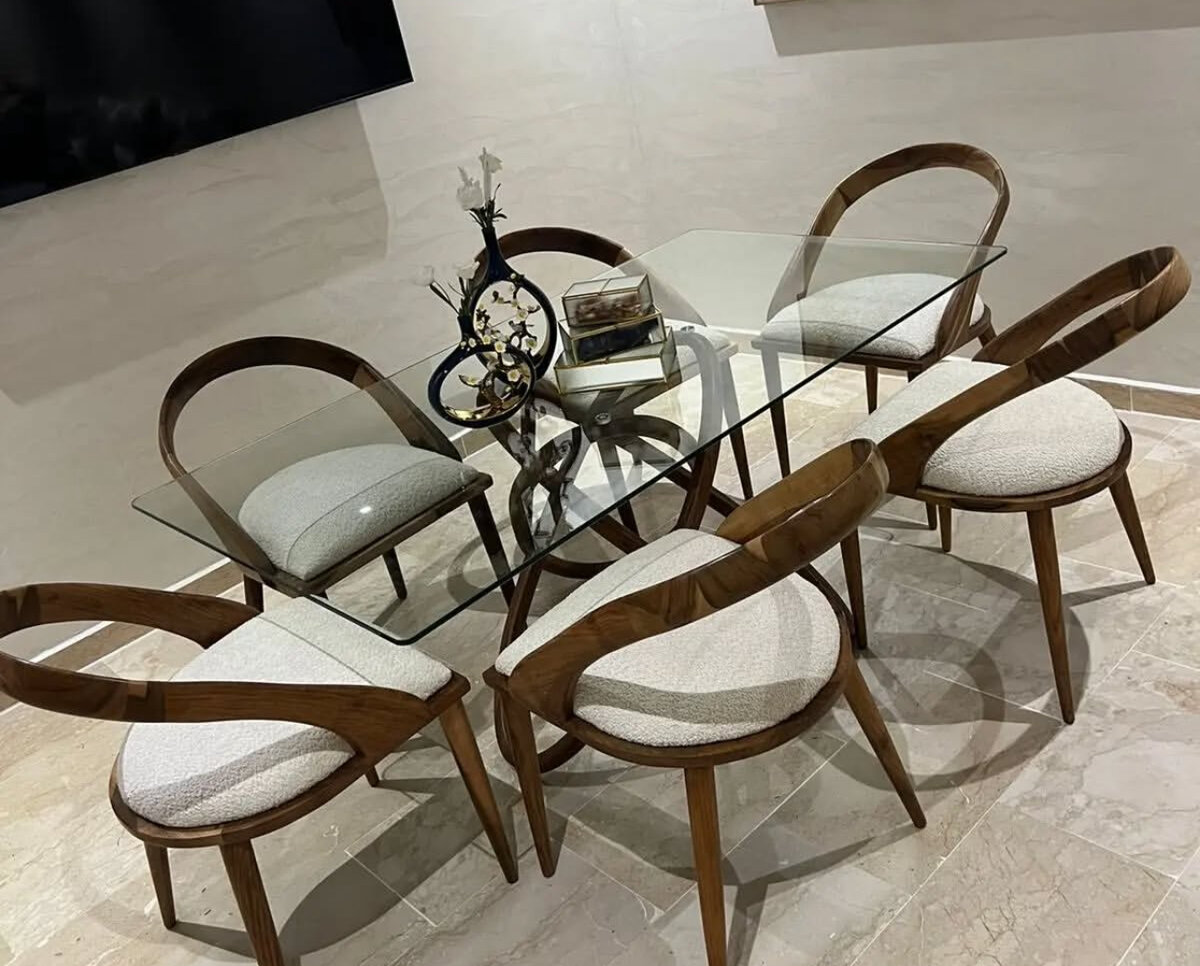 Table à manger moderne en verre