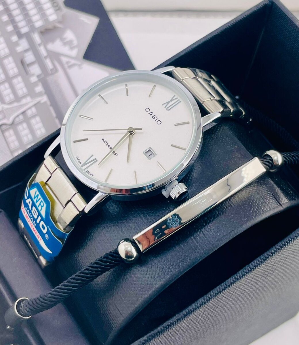 Montre en acier inoxydable Casio