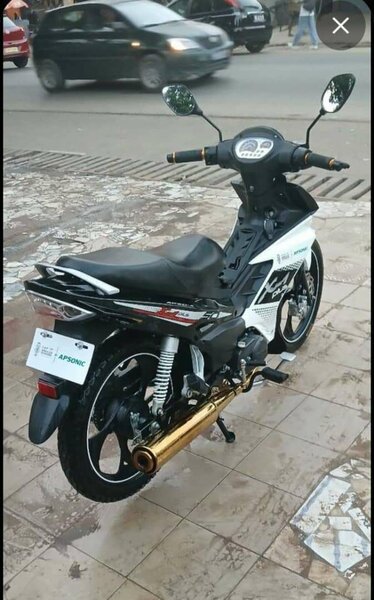 Moto moderne puissante