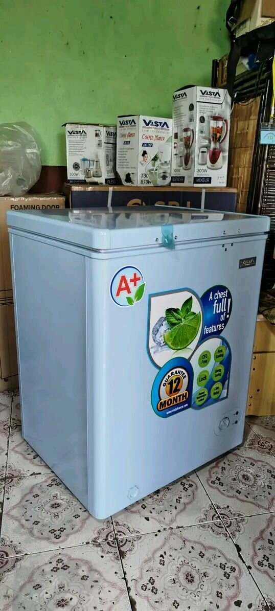 Congélateur compact A+