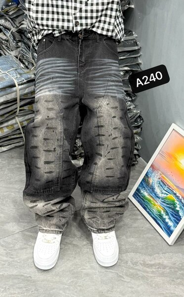 Jeans style graffiti